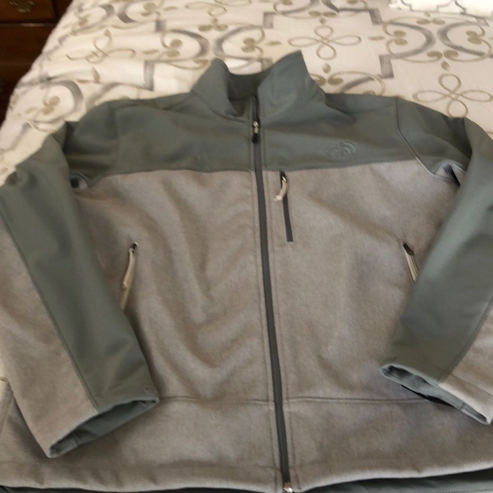 Men’s northface parka